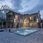 Rafaelia Premium With Private Pool In * ذريبانو