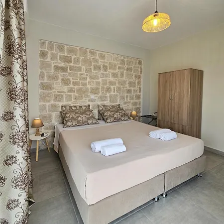 Rafaelia Premium With Private Pool In Villa *