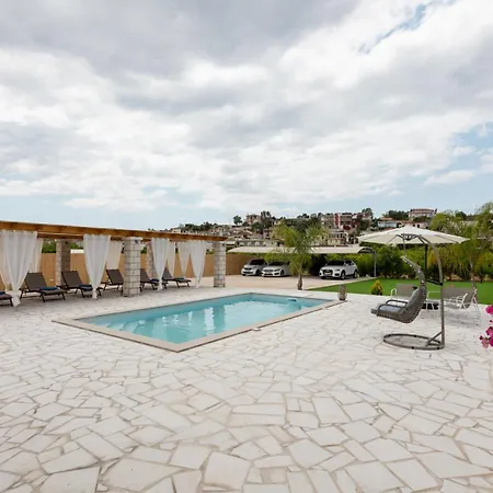 Rafaelia Premium With Private Pool In