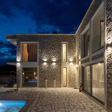 Villa Rafaelia Premium With Private Pool In Drepano (Argolis)