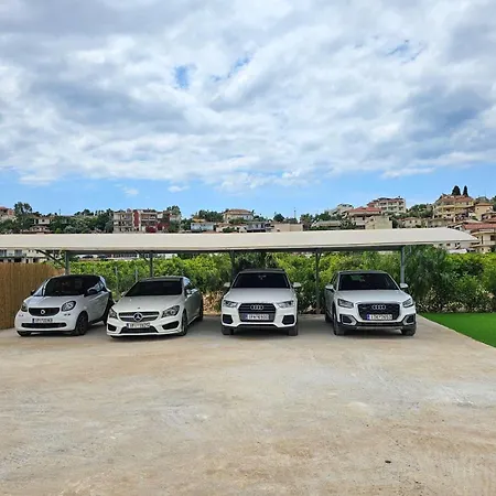 Βίλα Rafaelia Premium With Private Pool In