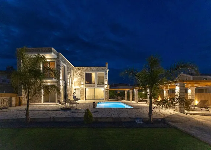 Rafaelia Premium With Private Pool In Drepano (Argolis)